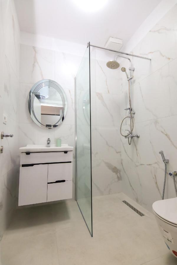 Nazari Apartment 2 Тирана Экстерьер фото